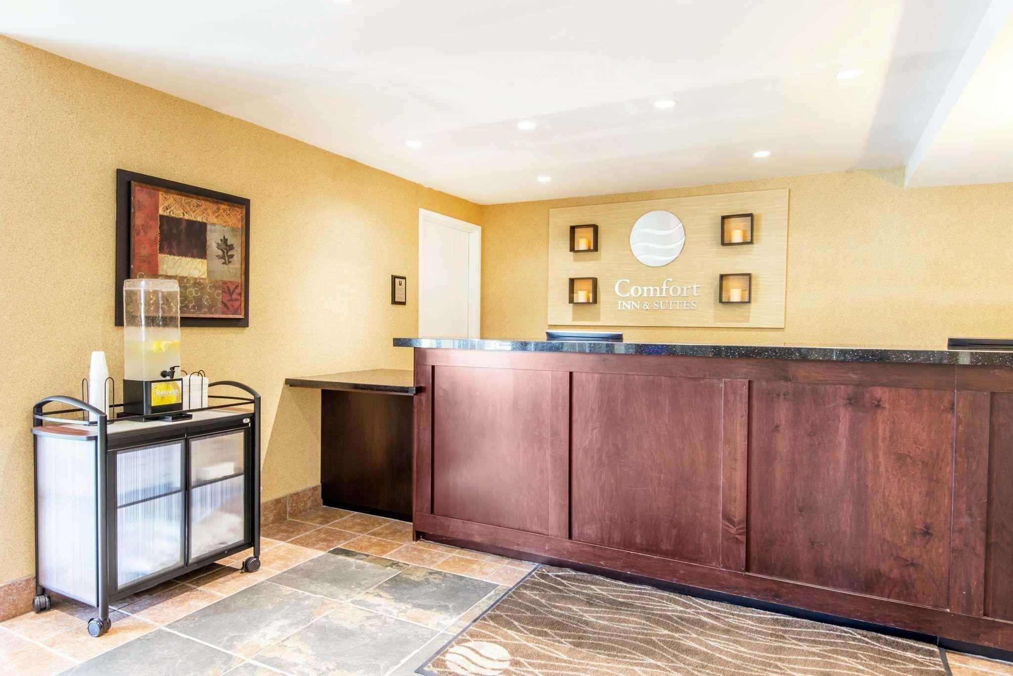 Comfort Inn & Suites Колінгвуд Екстер'єр фото