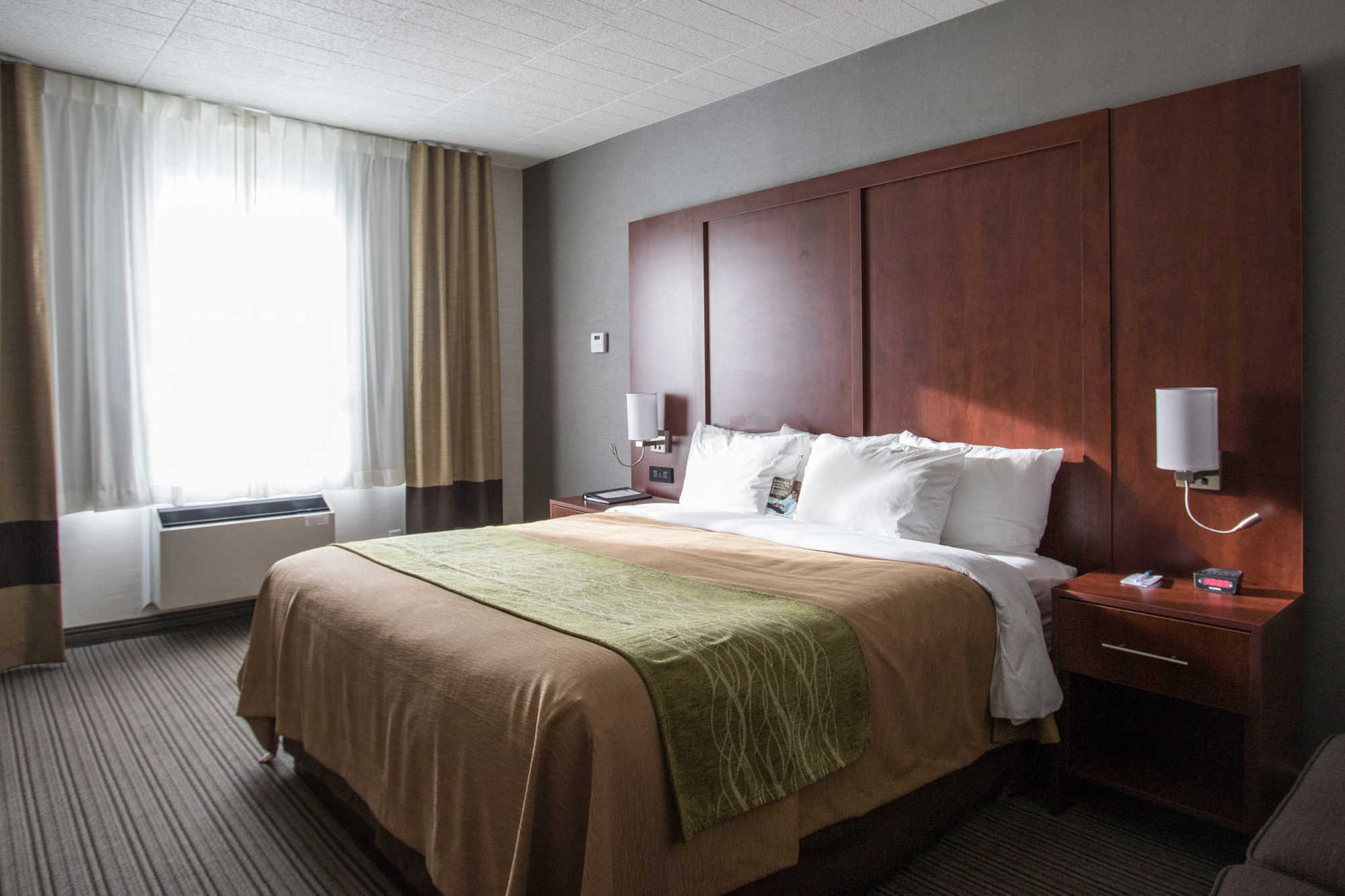 Comfort Inn & Suites Колінгвуд Номер фото