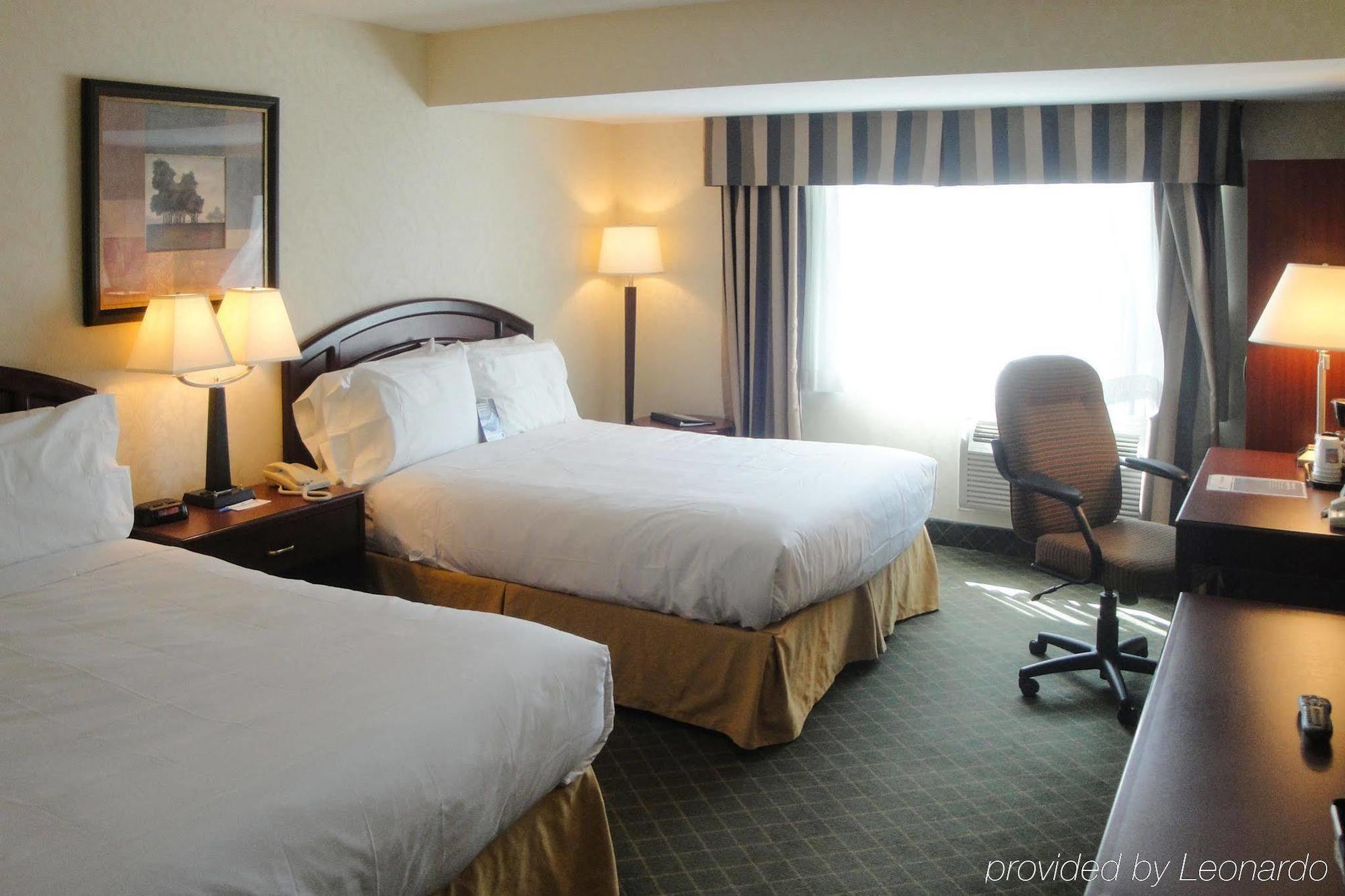 Comfort Inn & Suites Колінгвуд Екстер'єр фото